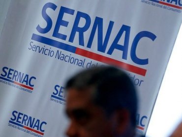 Sernac anuncia mayor fiscalización para cumplimiento de garantía legal en las compras navideñas