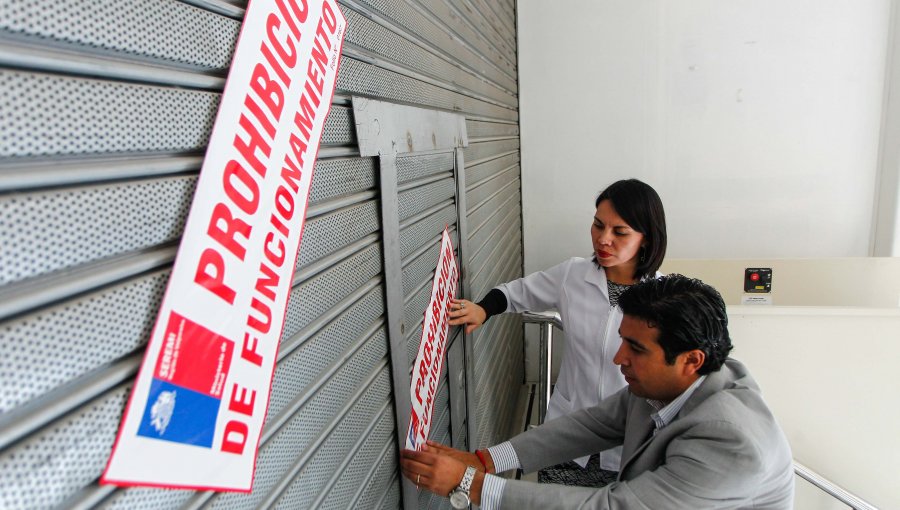 Seremis de Salud realizaron cerca de 3 mil fiscalizaciones y cerraron 20 locales a lo largo del país