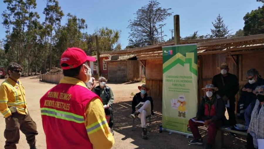 Conaf Valparaíso refuerza llamado a prevenir incendios forestales en Navidad y Año Nuevo