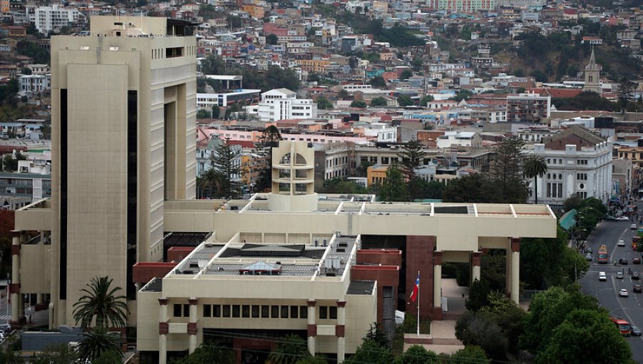 Congreso lamenta muerte de joven aspirante a carabinera: era hija de oficial del Grupo de Guardia