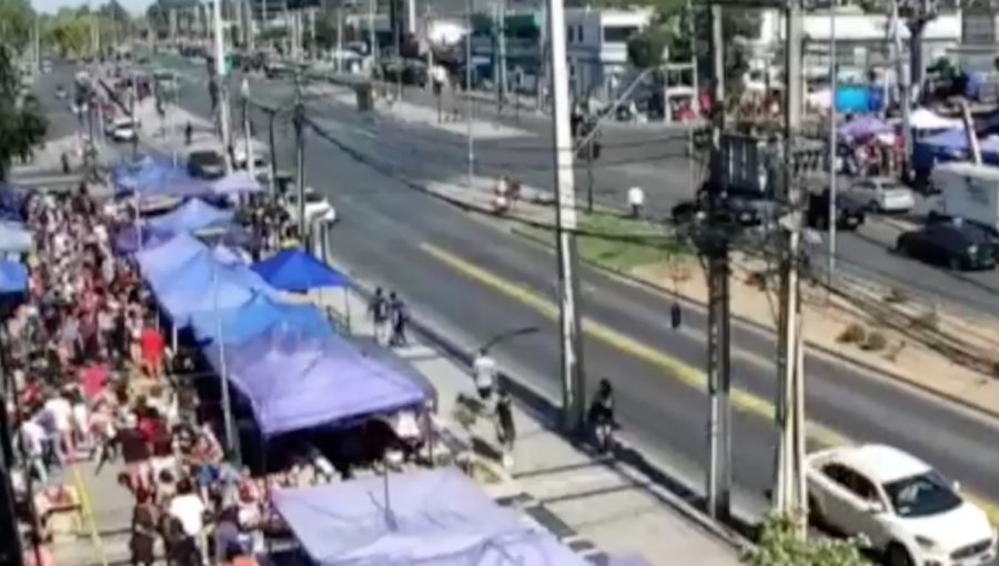 Cámara de seguridad capta el momento exacto de la mortal balacera en la Plaza de Maipú