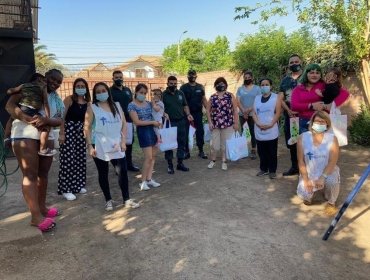 Gendarmes de San Felipe celebraron la Navidad con niños de la Corporación María Ayuda