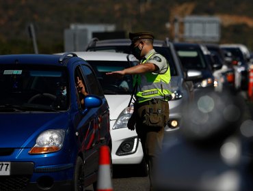 Cerca de 1.000 automóviles fueron devueltos a la región Metropolitana durante el primer día de retroceso a «Transición» en Valparaíso, Viña y Concón