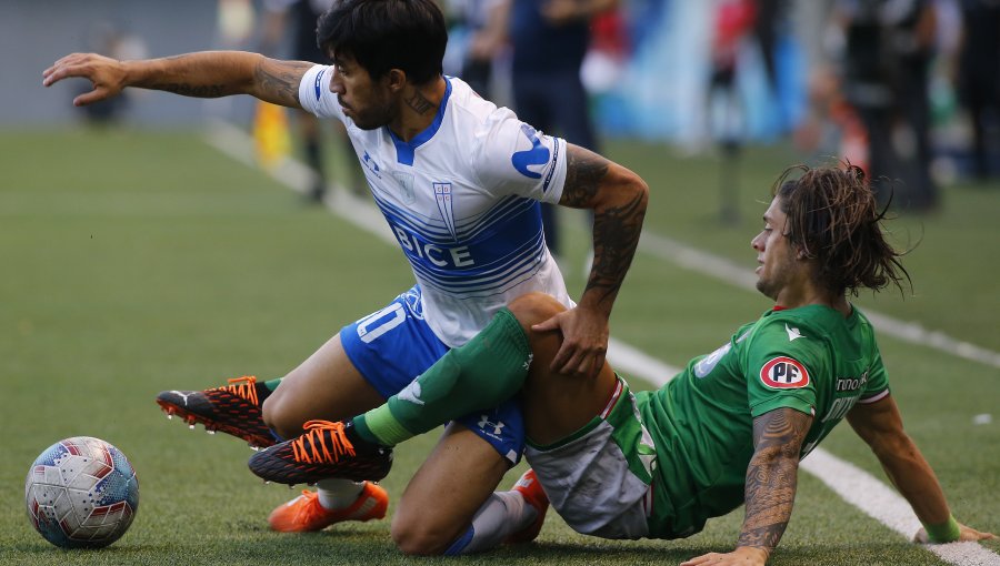 Universidad Católica logra agónico empate en polémico partido ante Audax Italiano