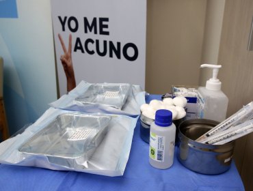 Encuesta Cadem: Sólo el 47% confía en que la vacuna inmuniza contra el Covid-19