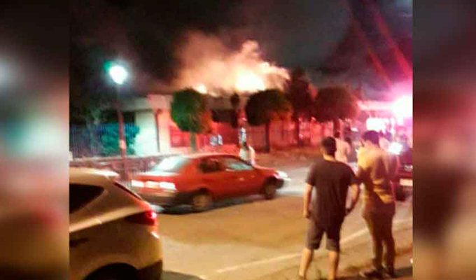 Chiguayante: Reportan pérdida del 90% en escuela afectada por incendio ocasionado por bengala