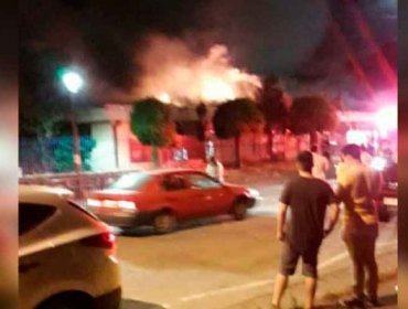 Chiguayante: Reportan pérdida del 90% en escuela afectada por incendio ocasionado por bengala