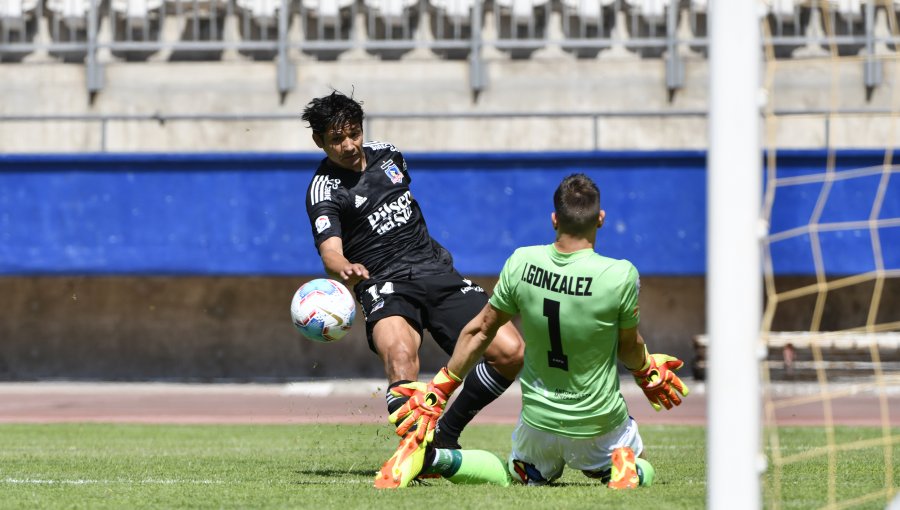 Colo Colo ganó en un polémico partido por la cuenta mínima a Deportes Antofagasta