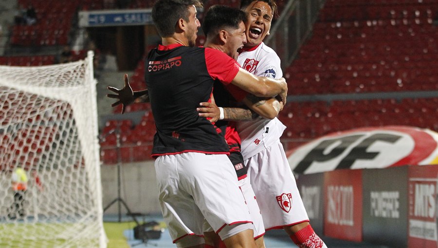 Primera B: Copiapó remontó ante San Marcos y se ilusionó con la liguilla de ascenso