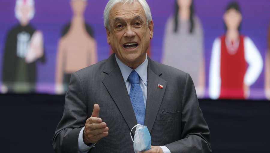 Presidente Piñera cerró el 2020 con 17% de aprobación y 70% de rechazo, según Cadem