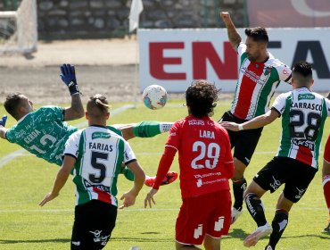 Palestino se afianza en puestos de Copa Sudamericana tras golear a Curicó Unido