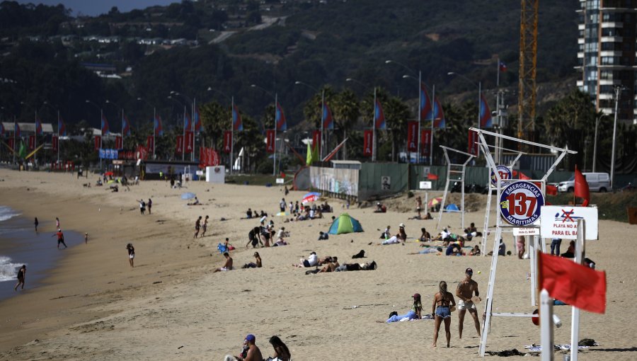 Debuta permiso de vacaciones para comunas en Fase 2: las que estén en pasos 3, 4 y 5 no lo necesitan