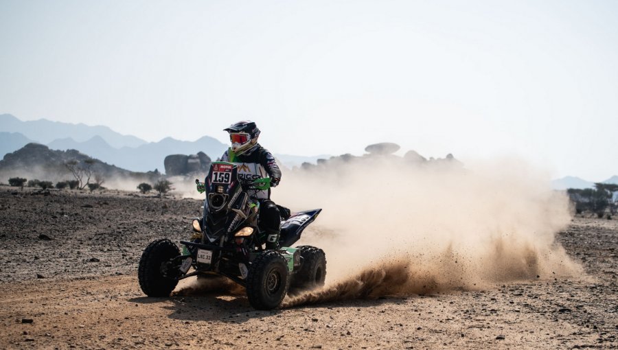 Giovanni Enrico trepó al liderato general de los quads en el Rally Dakar 2021