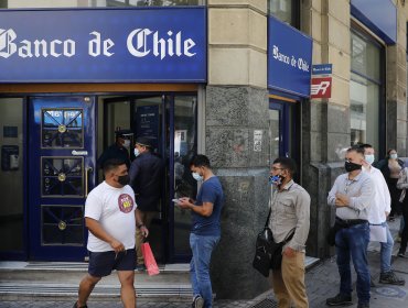 Cinco millones de chilenos le deben una mediana de $2.200.000 a los bancos, según la Comisión para el Mercado Financiero