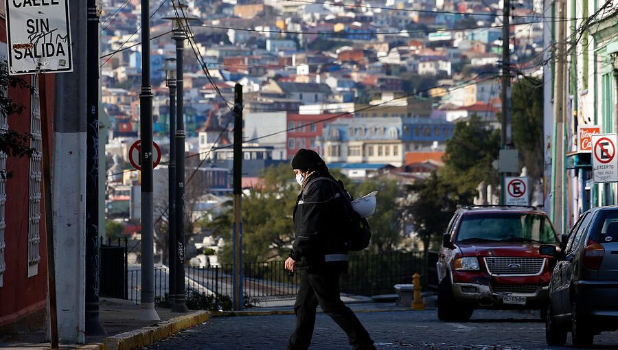 Conozca de qué comunas son los 295 casos nuevos de coronavirus en la región de Valparaíso