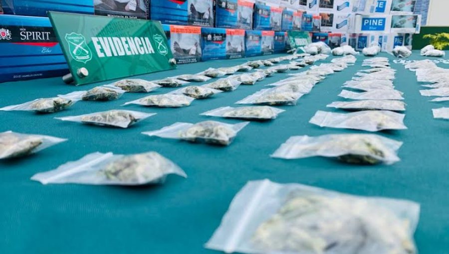 Cerca de $7 millones fueron decomisados en cajetillas de cigarros y drogas en Valparaíso