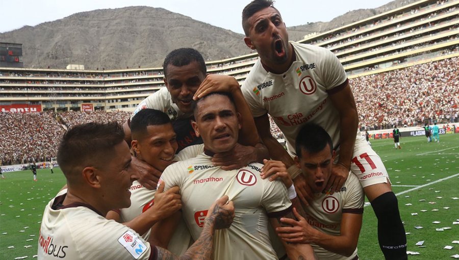 Prensa peruana asegura que Colo-Colo sondeó a mediapunta de Universitario