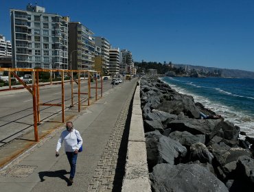 Detienen a cuatro personas que intimidaban a transeúntes en la avenida Perú de Viña del Mar