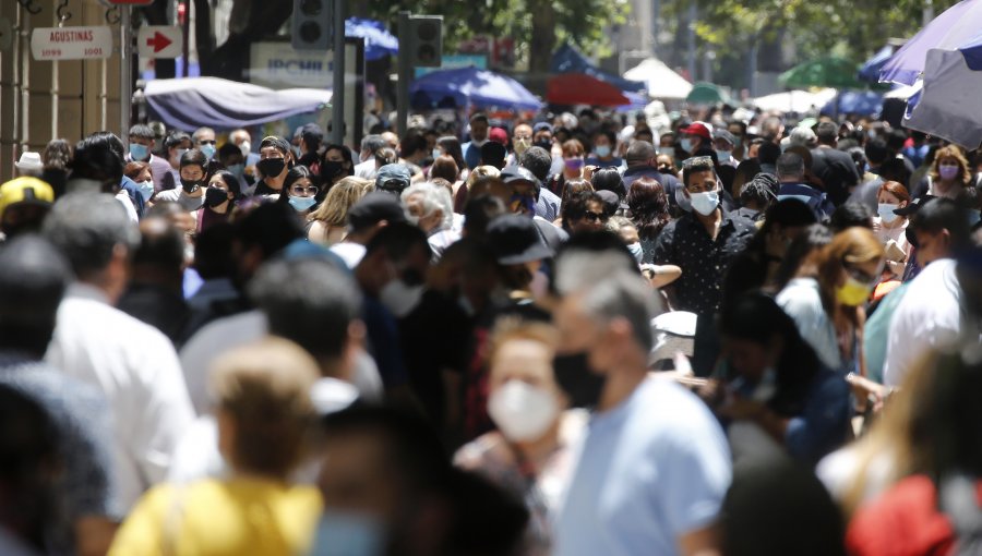 Regiones Metropolitana, del Biobío, Los Lagos y Valparaíso lideran las zonas con más casos activos de Covid