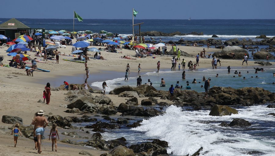 Esta es la bandera que indicará cuanto una playa ya no puede recibir más gente