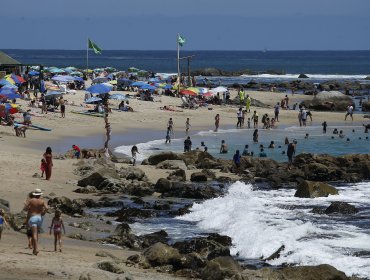 Esta es la bandera que indicará cuanto una playa ya no puede recibir más gente