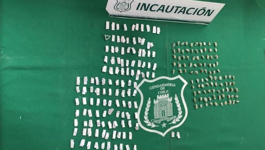 Decomisan 242 dosis de droga en el ingreso a la cárcel de Los Andes: estaba escondida en madera