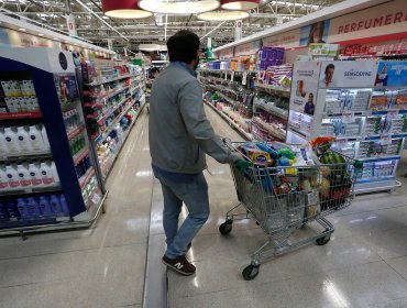 Nuevo instructivo del plan Paso a Paso restringirá venta de productos esenciales en zonas en Cuarentena