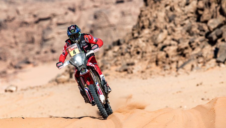 José Ignacio Cornejo fue segundo en la novena etapa y sigue líder en motos del Dakar