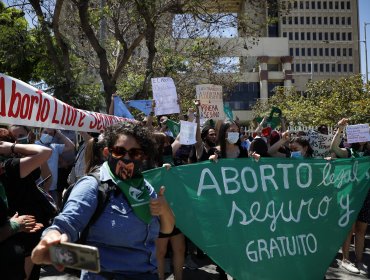 Registran protestas en las afueras del Congreso en medio de discusión para despenalizar el aborto