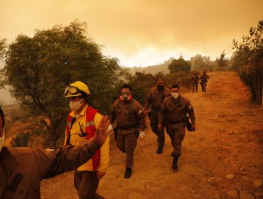 Esval anuncia "corte solidario" para apoyar combate del incendio en Quilpué