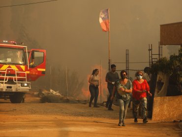 Sigue Alerta Roja en Quilpué: Incendio ya ha consumido más de 2 mil hectáreas