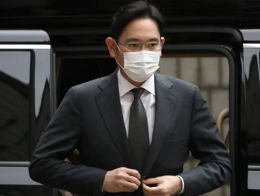 Heredero de Samsung, Lee Jae Yong, fue condenado a dos años y medio de prisión por malversación y soborno