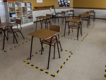 Ministerio de Educación destacó inversión de más de $7 mil millones para el regreso a clases presencial