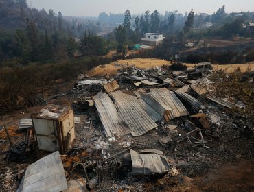 Incendio forestal en Quilpué ha destruido seis viviendas y consumido más de 4.200 hectáreas