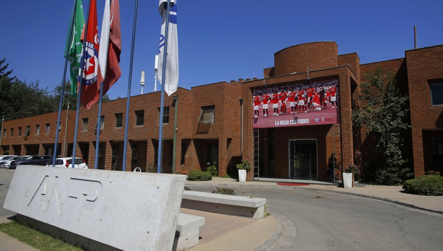 Opciones para la Roja se habrían reducido a tres entrenadores sudamericanos