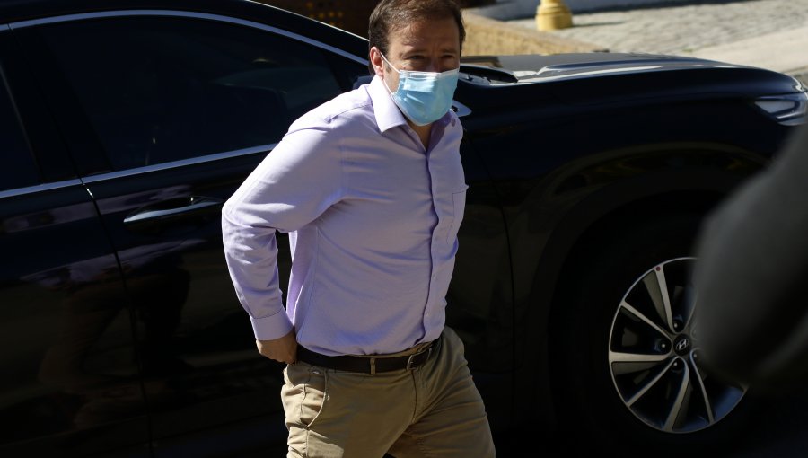 Diputado Tomás Fuentes envió carta a directiva de Renovación Nacional para buscar habilitar "libertad de acción"