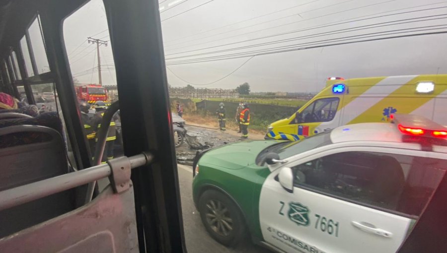 Choque entre dos vehículos menores en paradero 8 de Quillota provoca alta congestión