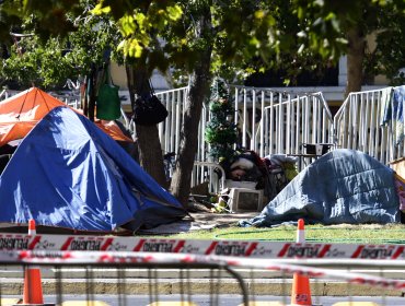 Diputados de la UDI piden incluir a personas en situacion de calle como prioridad en vacunación