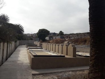 Recepcionan obra de 62 construcciones para sepulturas familiares en el Cementerio de Playa Ancha