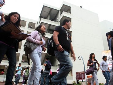 Más de un tercio de las universidades en Perú cerrarán por "falta de calidad"