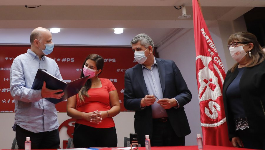 Presidente del Partido Socialista busca candidatura presidencial conjunta con el PPD para ir a primarias