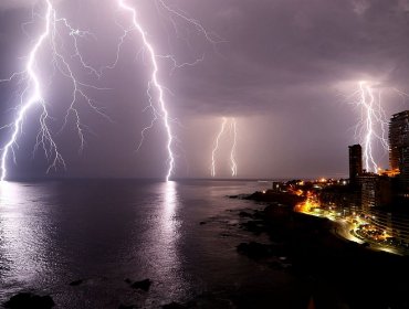 Actualizan Alerta Temprana Preventiva para la región de Valparaíso por probables tormentas eléctricas