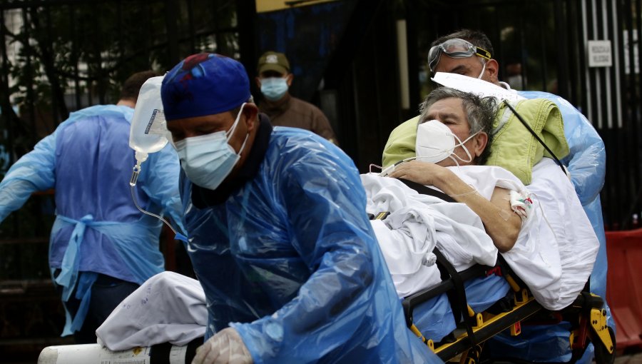 Incendio en Hospital San Borja: Lentamente se vuelve a la calma y no hay pacientes lesionados