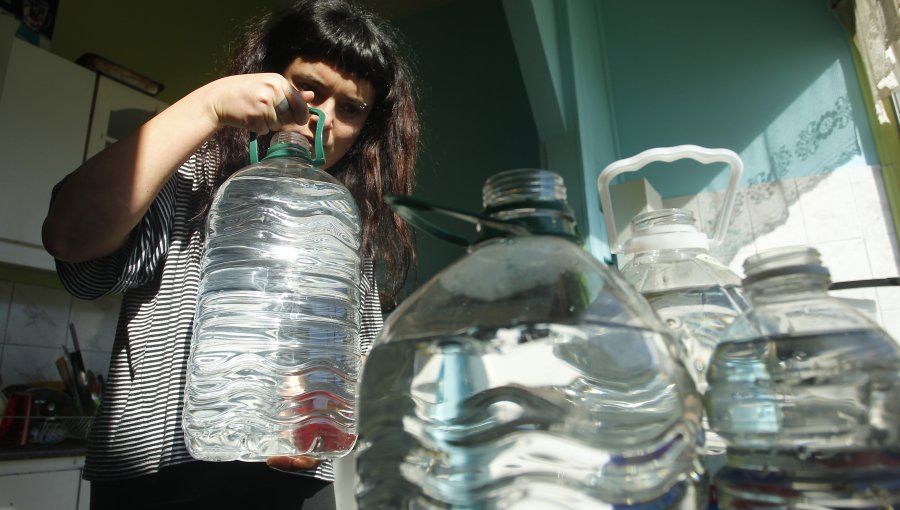 Se posterga para las 7 horas de este lunes eventual corte de agua potable en la RM