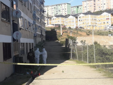 Familiares de joven hallado muerto en Valparaíso aseguran que se trata de un crimen homofóbico