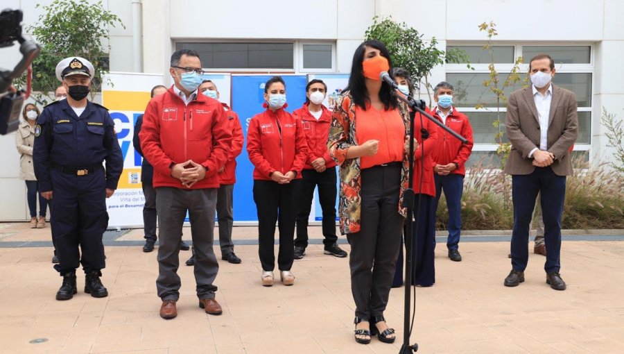 Proceso de vacunación masiva contra el coronavirus comenzó en 155 recintos de la región de Valparaíso