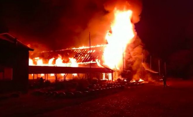 Incendio destruye parroquia en Nueva Imperial: investigan posible participación de terceros en su origen