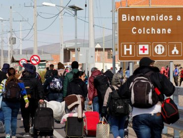 Autoridades de Gobierno llegan a Colchane en medio de crisis migratoria