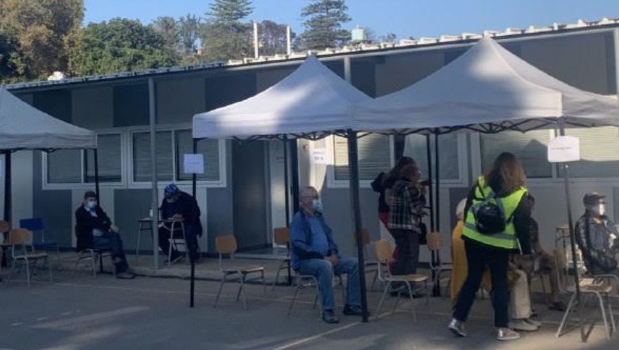 300 trabajadores municipales del aseo serán vacunados contra el Covid-19 en Viña del Mar