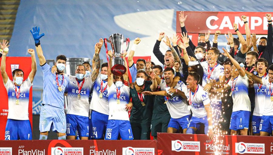 La tricampeona UC buscaría los fichajes de Felipe Gutiérrez y Juan Leiva